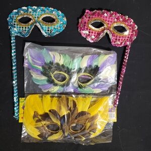 4 Mardi Gras masks